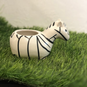 Giraffe Ceramic pot