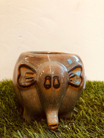 Elephant ceramic pot