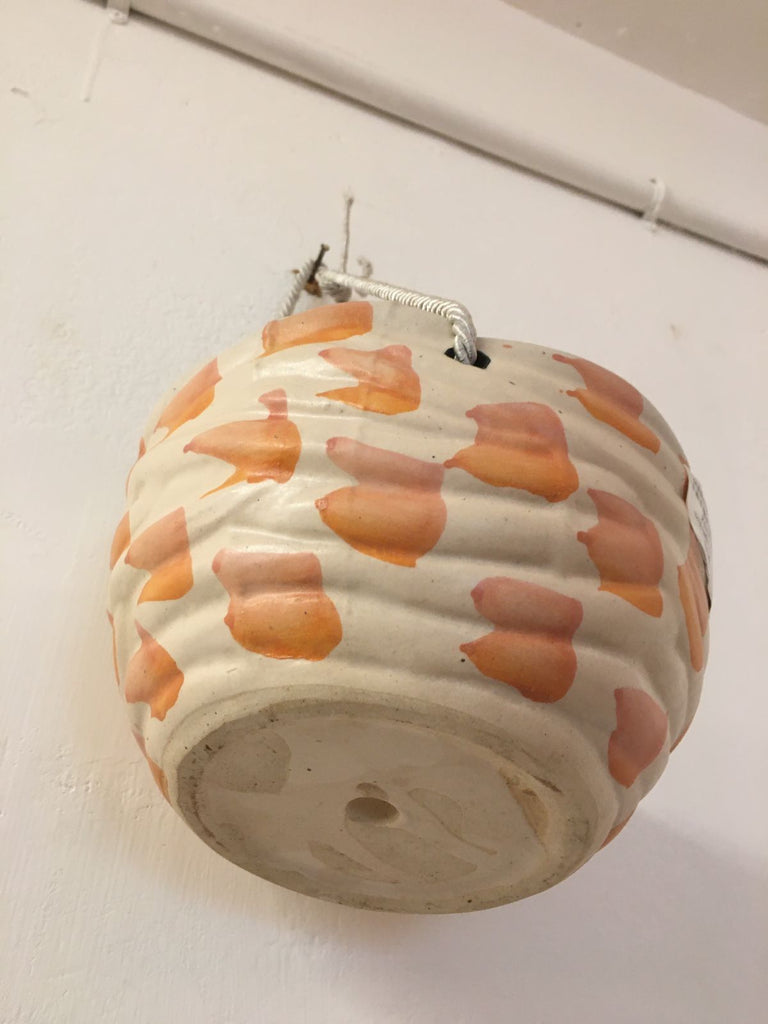 Basket hanging ceramic