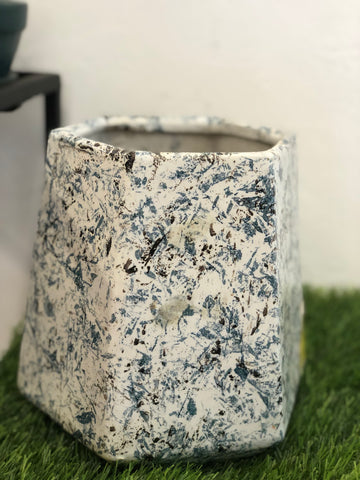 Core ceramic pot