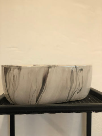 Ovel shade Ceramic pot