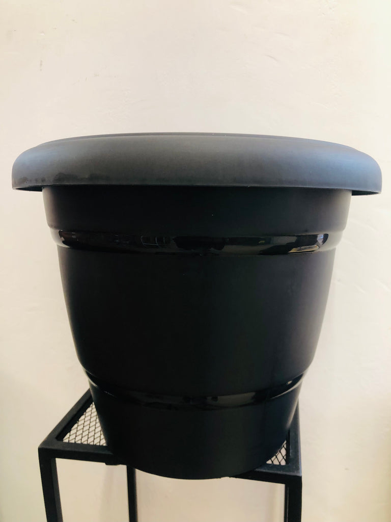 “14”Black Plastic pot