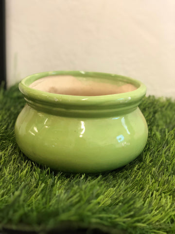 Gunda ceramic pot