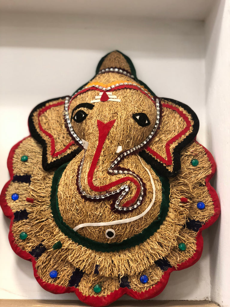 Vetiver Ganeshas Medium