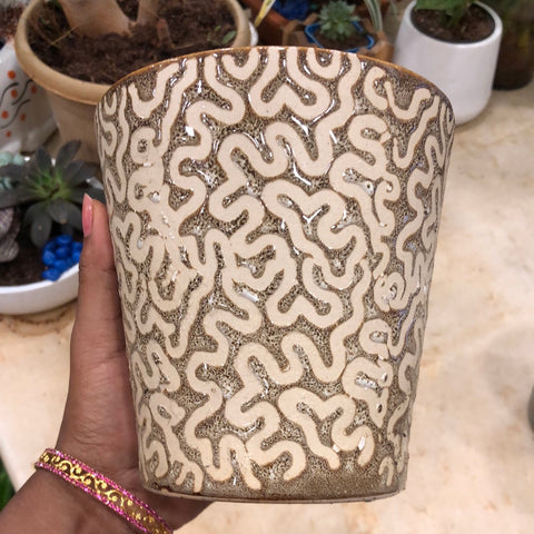 Ceramic pot