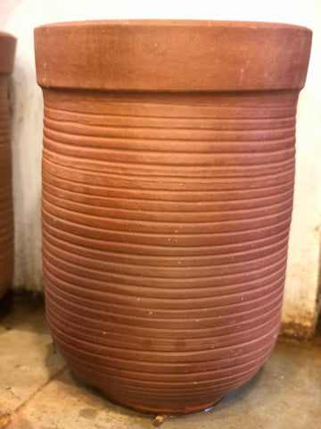 Mud pot terracotta