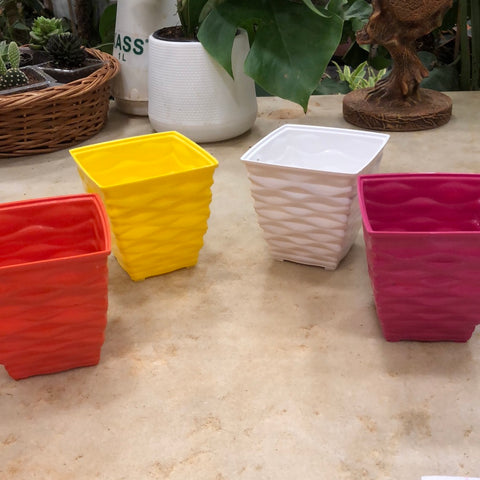 Crystal pot
