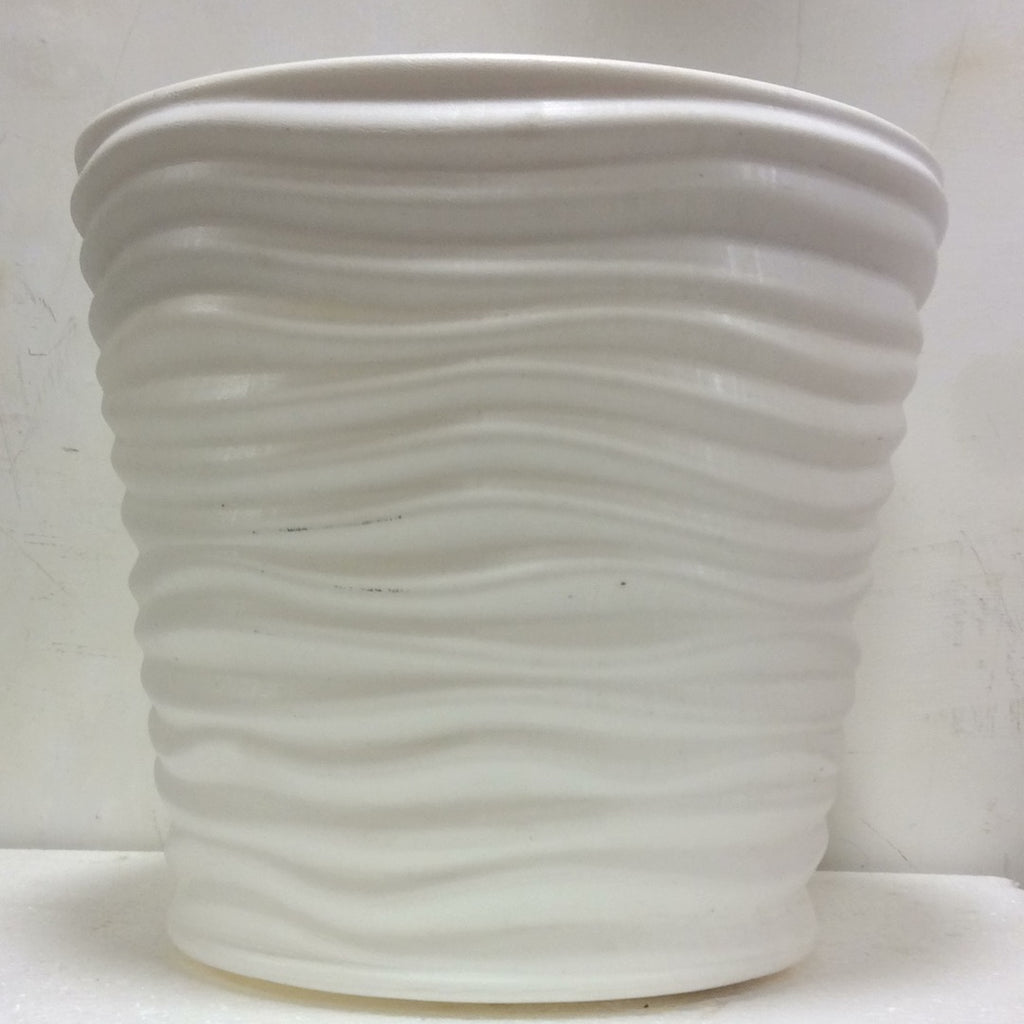 “10”wave tall plastic pot