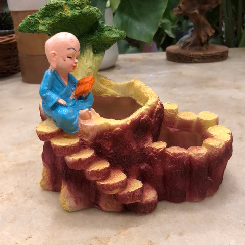 Monk pot