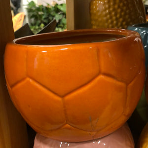8' ceramic pot