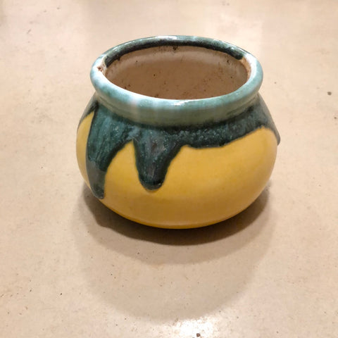 Ceramic pot