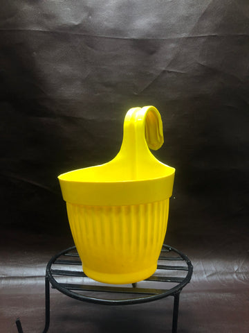 lily hook plastic pot