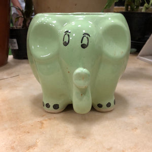 Ceramic pot elephant